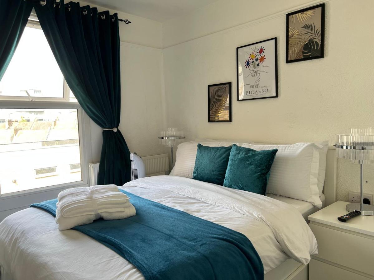 Luxury 1Bed Holiday Flat-10 Minutes From London Bridge & 3Mins Walk To Lewisham Dlr Apartment Exterior photo